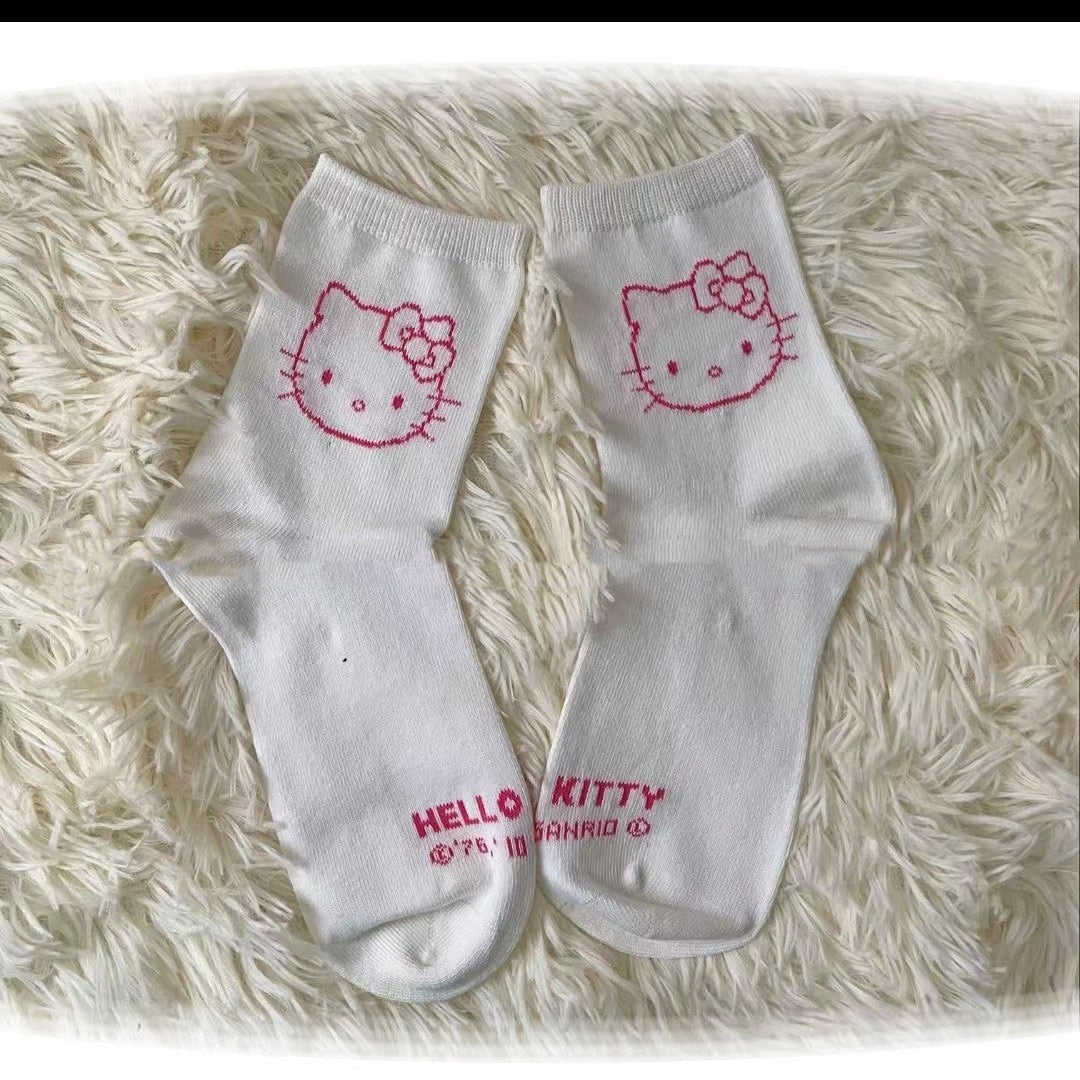 Kawaii Sanrios HelloKittys Cute Cartoon Medium Tube Socks