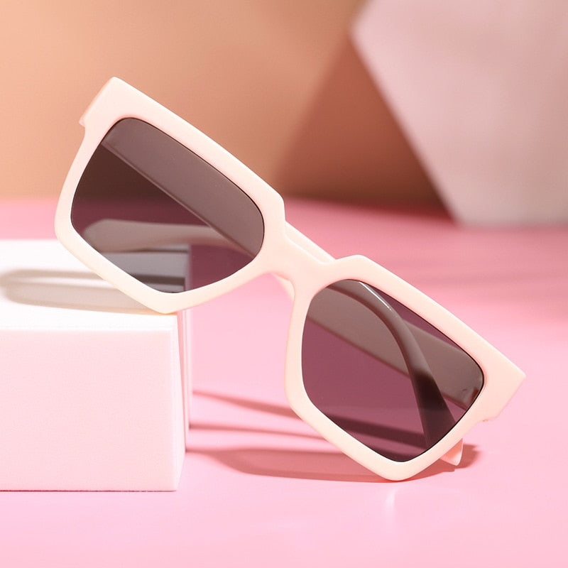 New Boy Girl Fashion Square Sunglasses Children Vintage Sunglasses UV Protection Classic Kids Eyewear Sunglasses
