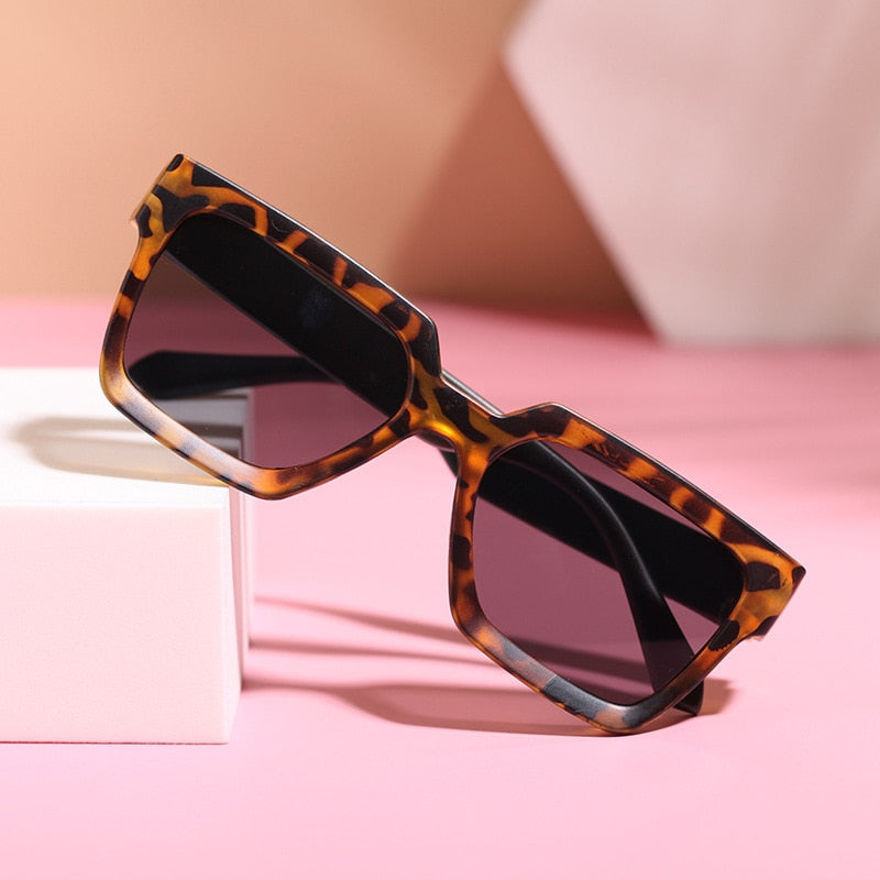 New Boy Girl Fashion Square Sunglasses Children Vintage Sunglasses UV Protection Classic Kids Eyewear Sunglasses