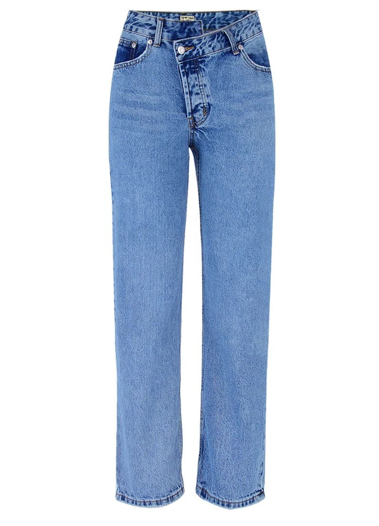 Asymmetric jean
