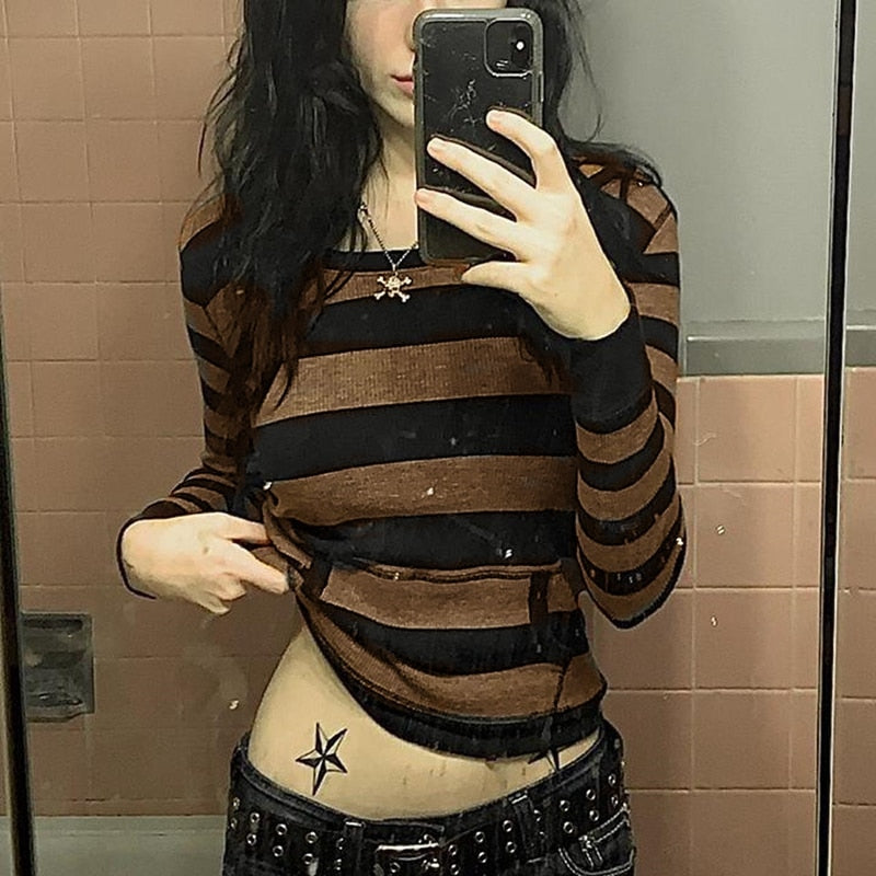 E-girl Gothic Harajuku Crop Top 90s Vintage Graphic Print Skinny Pullovers Tee Punk Grunge T-shirt Y2K Aesthetic Alt Emo Clothes