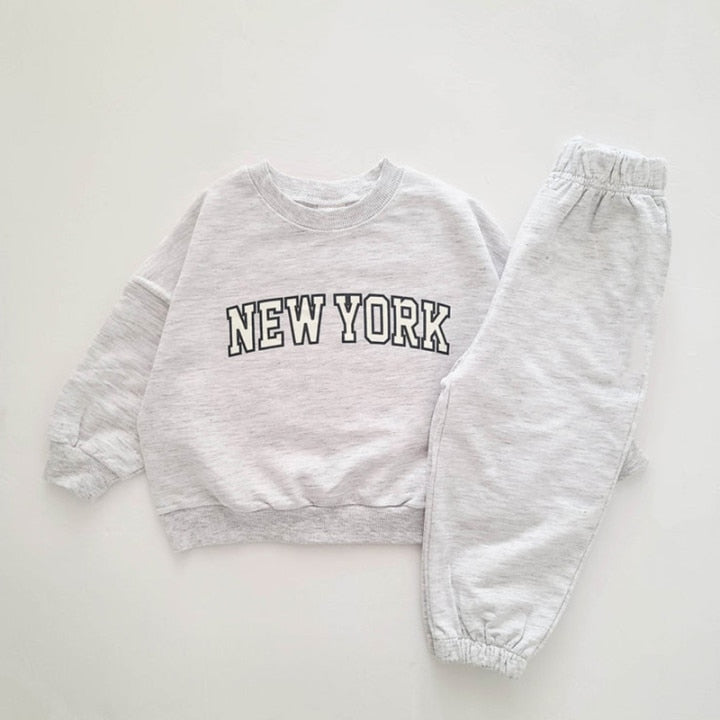 INS Kids Boys New York Sweatshirt Jogger Pants Set 2023 Autumn New Baby Girls Clothes Toddler Hoodie and Pants 2 Pcs Outfit
